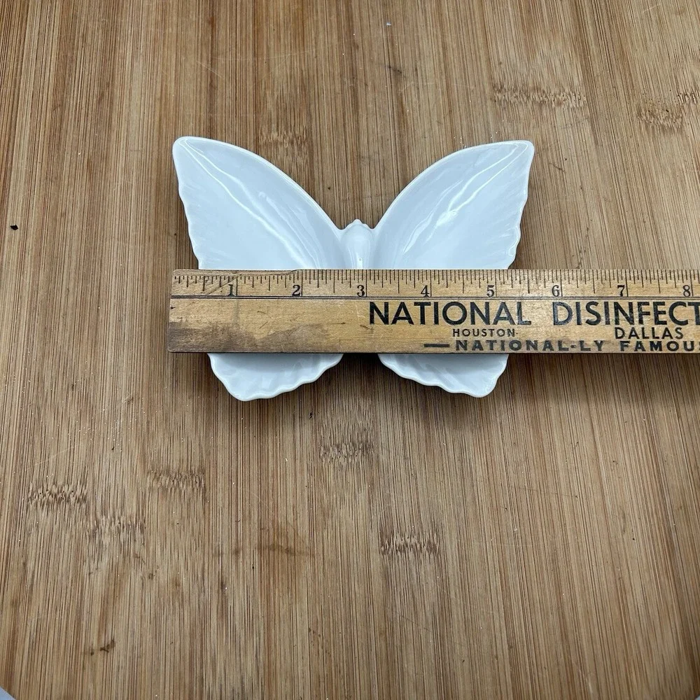 Vintage White Porcelain  Butterfly Shaped‎ Trinket Tray,  4.5 x 6 Vanity